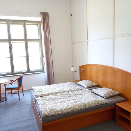 Apartmán Zámecký areál Holovousy Exteriér fotografie